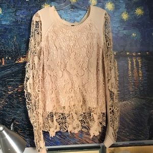 Free people lace long sleeve top ✨